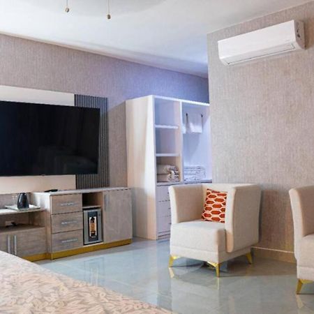 Villa Maria Luxury En Miches Екстериор снимка
